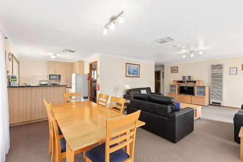 Apartments On Tolmie - Accommodation Rockhampton 3