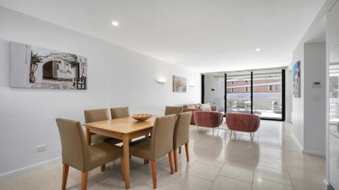 Apollo Short Walk To Beach Accom Holidays - Accommodation Rockhampton 2