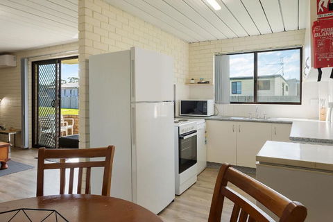 Apollo Unit 26 Ground Floor - Accommodation Rockhampton 2