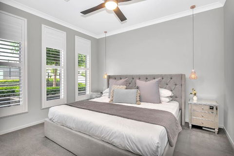 Aqua Place - Family Comfort Meets Coastal Charm - Accommodation Rockhampton 2