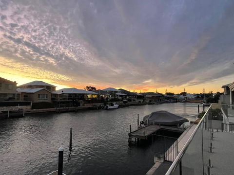 Aqua Vista - Accommodation Rockhampton 1