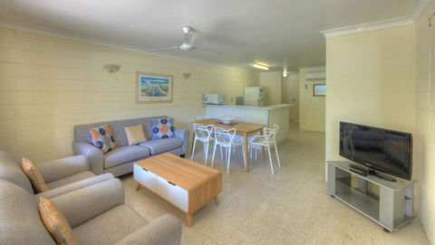 Arcadia Palms 1 - Accommodation Rockhampton 1