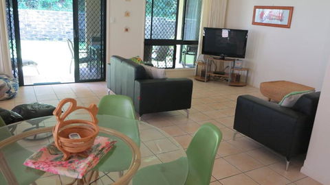 Arcadia Villa 3 - Accommodation Rockhampton 1