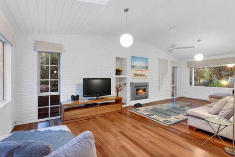 Archies - Private Coastal Sanctuary, Perfect For Familes, Linen Included - Accommodation Rockhampton 2