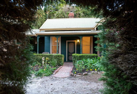 Ard Choille Cottages - Accommodation Rockhampton 3