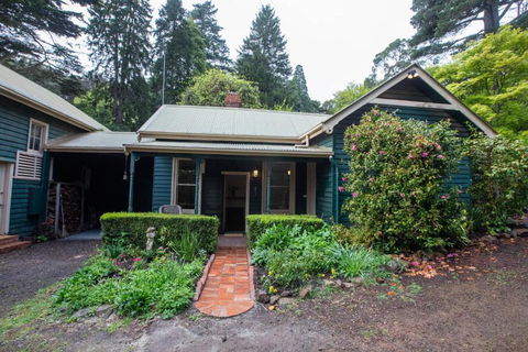 Ard Choille Cottages - Accommodation Rockhampton 1