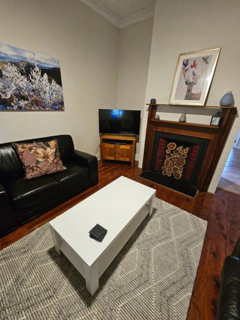 Arden On McLachlan - Accommodation Rockhampton 1