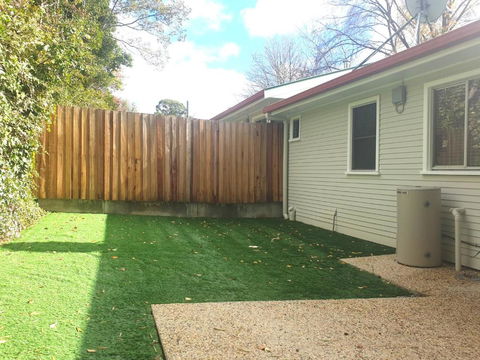 Armidale Cottage - All You Need On Taylor - Accommodation Rockhampton 1