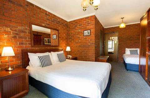 Armour Motor Inn - Accommodation Rockhampton 4