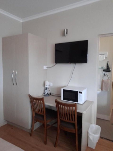 Aromet Motor Inn - Accommodation Rockhampton 2