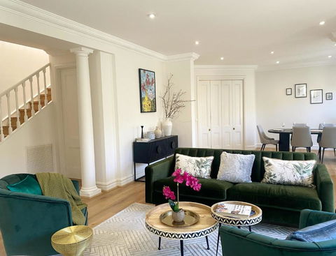 Art Deco In Toorak - Accommodation Rockhampton 2