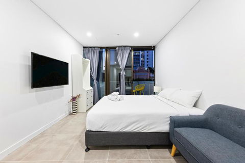 Arthur Hotel Bondi Junction No Reception And House Keeping No Sofa Bed - Accommodation Rockhampton 2