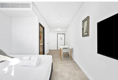 Arthur Hotel Bondi Junction No Reception And House Keeping No Sofa Bed - Accommodation Rockhampton 3