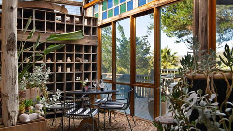 Artists Garden Cottage - Accommodation Rockhampton 0