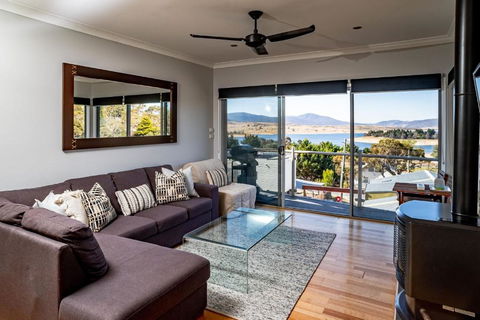 Aspect 2 8 Poley Cow - Accommodation Rockhampton 0