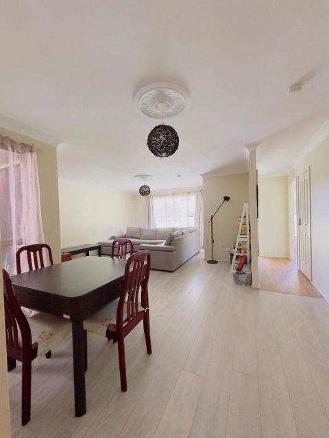 At Holiday House - Accommodation Rockhampton 2