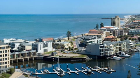 Atlantic Tower Motor Inn - Accommodation Rockhampton 3