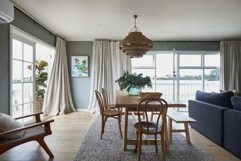 Aurora - Beachside Beauty - Accommodation Rockhampton 2