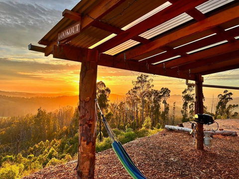Aurora Lookout By Tiny Away - Accommodation Rockhampton 0
