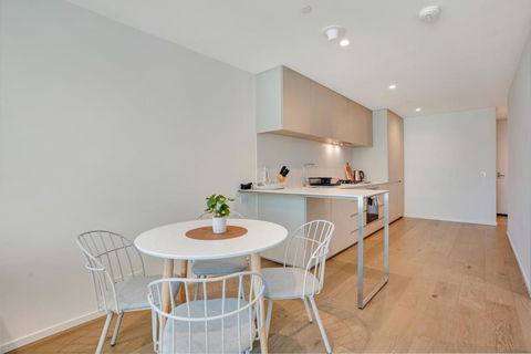 Australia 108 - Prestigious Southbank Level 14 Apt - Accommodation Rockhampton 3