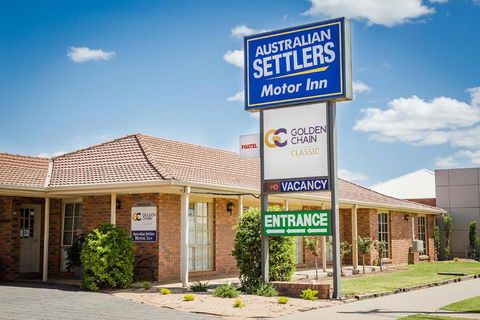 Australian Settlers Motor Inn - Accommodation Rockhampton 0