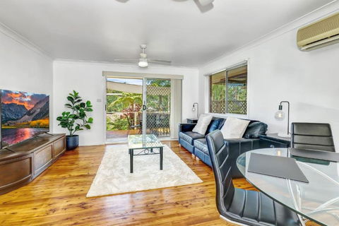 Avalon 2 - Accommodation Rockhampton 3