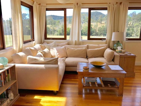 Avalon River Retreat - 400 Acre Riverside Oasis - Accommodation Rockhampton 3