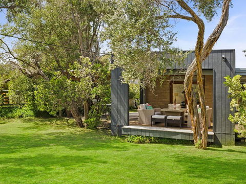 Avonlea Sorrento Holiday House - Accommodation Rockhampton 0