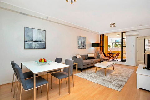 AX301 - Located In The Heart Of North Sydney - Accommodation Rockhampton 0