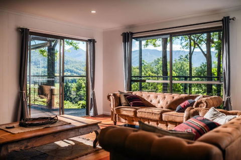 Ayatana - Restful Place - Accommodation Rockhampton 2