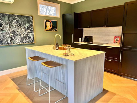 Ayla Cottage - Cosy Escape - Accommodation Rockhampton 4