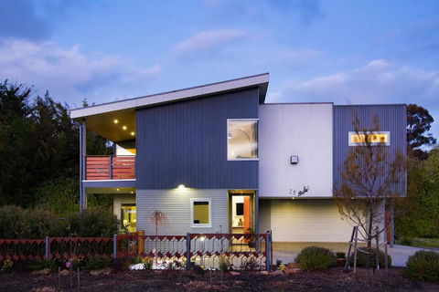 Azura - Accommodation Rockhampton 3