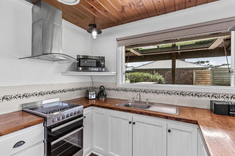 Apollo Bay Cottages- Marriners - Accommodation Rockhampton 2