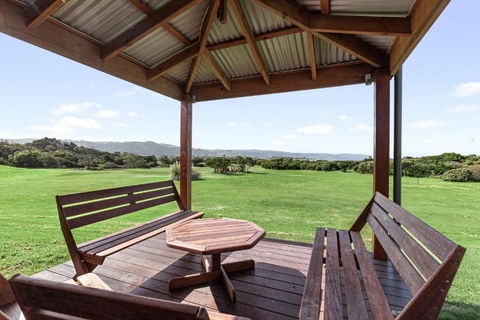 Apollo Bay Cottages- Sugarloaf - Accommodation Rockhampton 3