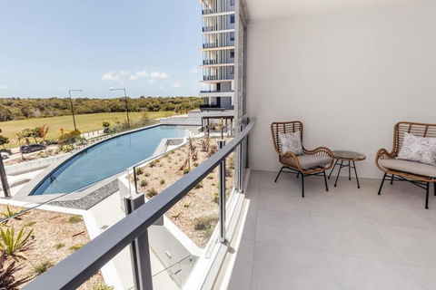 Azzure Bliss At Bokarina Beach - Accommodation Rockhampton 0