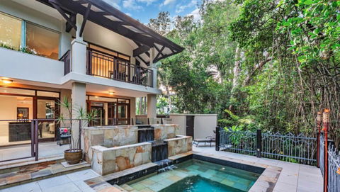 BAHAMA At Temple Tranquility - Accommodation Rockhampton 1