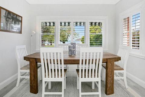 BALO1 - The Esplanade - Mosman - Accommodation Rockhampton 3