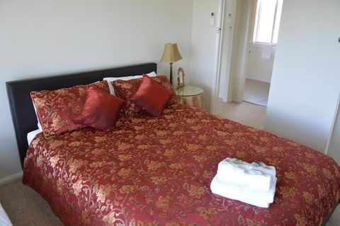 BATHURST GOLDFIELDS RESIDENCE On MOUNT PANORAMA - Accommodation Rockhampton 2