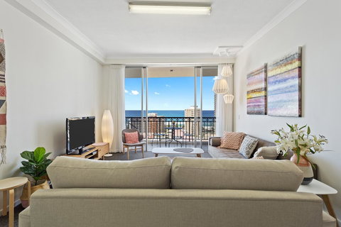 Chevron Renaissance Ocean View - Accommodation Rockhampton 17