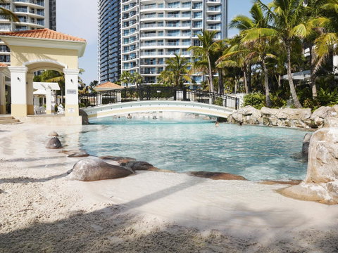 Chevron Renaissance Ocean View - Accommodation Rockhampton 29