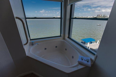 La Promenade - Accommodation Rockhampton 4