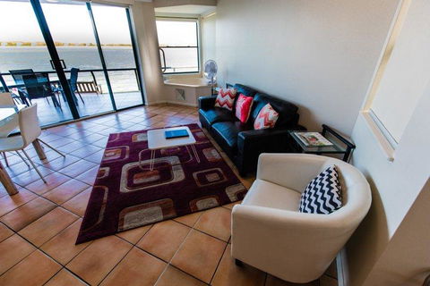 La Promenade - Accommodation Rockhampton 3