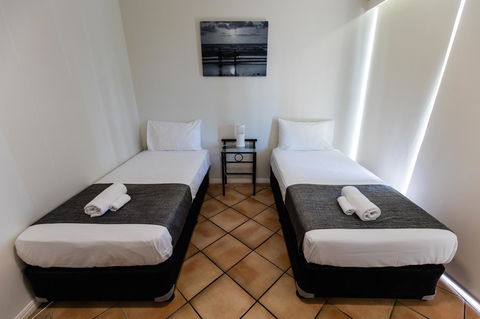 La Promenade - Accommodation Rockhampton 37
