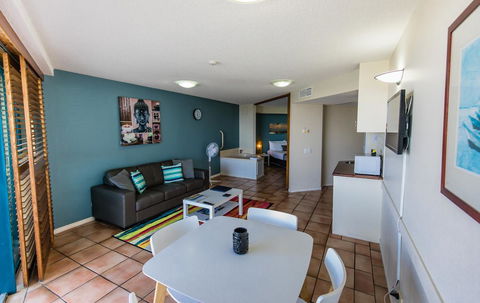 La Promenade - Accommodation Rockhampton 23