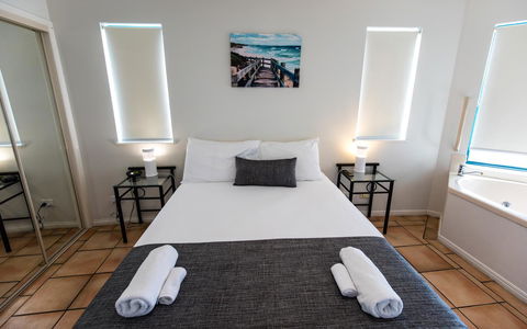 La Promenade - Accommodation Rockhampton 16