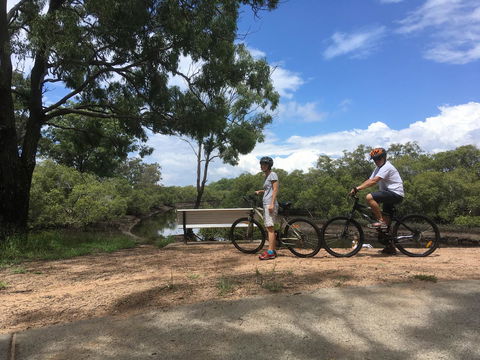 Absolute Waterfront - Accommodation Rockhampton 21