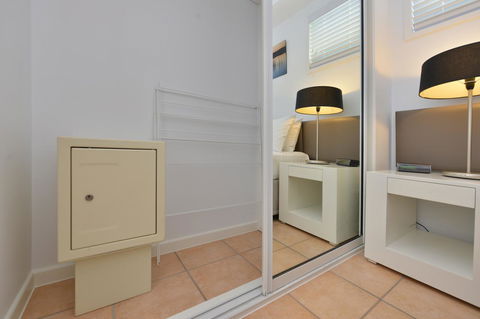 Port Douglas Apartments - Adults Only Oasis - Accommodation Rockhampton 13