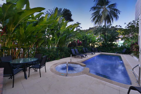 Port Douglas Apartments - Adults Only Oasis - Accommodation Rockhampton 21