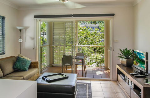 Port Douglas Apartments - Adults Only Oasis - Accommodation Rockhampton 33