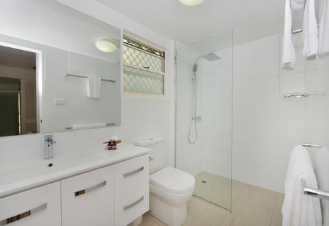 Port Douglas Apartments - Adults Only Oasis - Accommodation Rockhampton 32